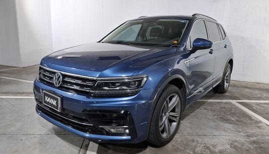 Volkswagen • Tiguan