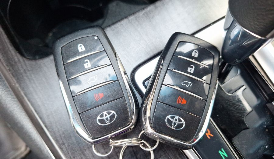 Toyota Fortuner 2.7 AUTO SRX Suv 2021