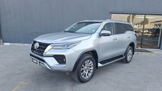 Toyota • Fortuner