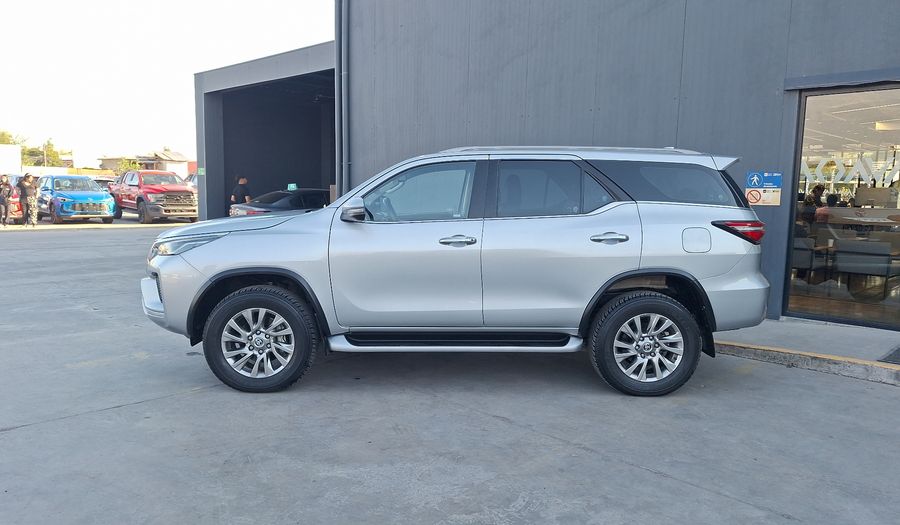 Toyota Fortuner 2.7 AUTO SRX Suv 2021