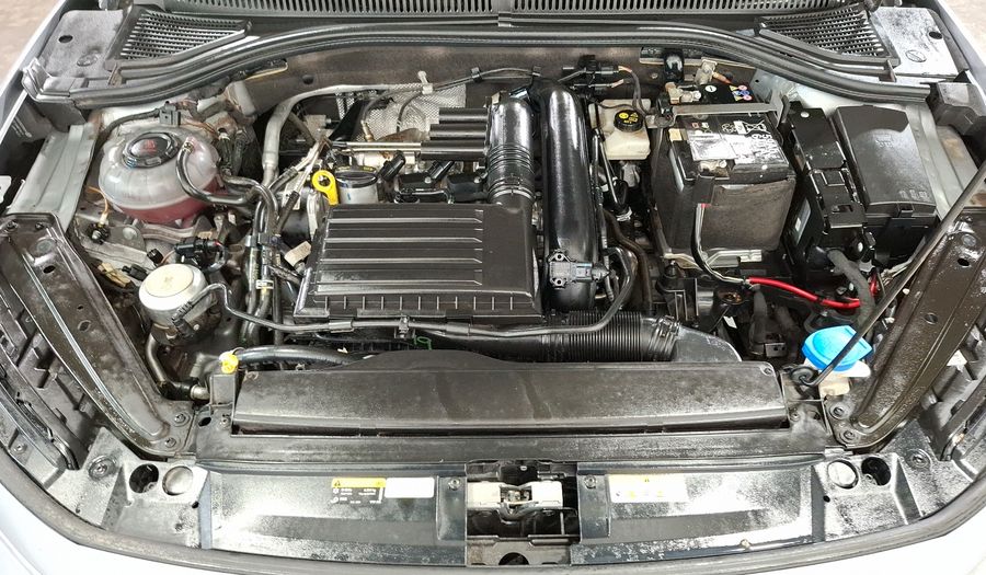 Volkswagen Jetta 1.4 COMFORTLINE AUTO Sedan 2025