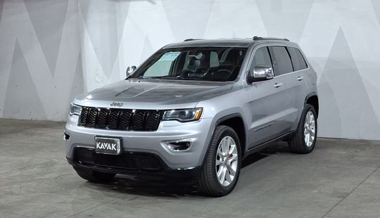 Jeep • Grand Cherokee