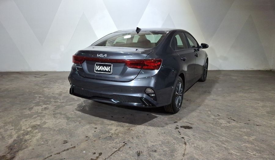 Kia Forte 2.0 LX IVT Sedan 2024