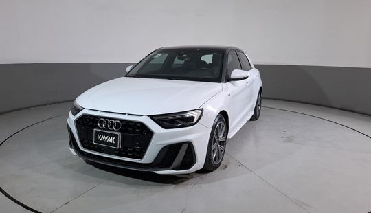 Audi • A1