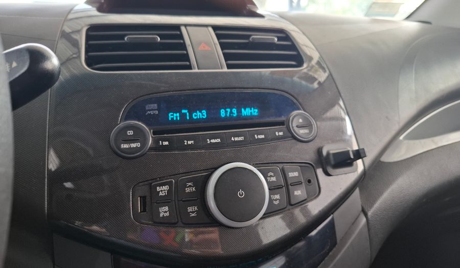 Chevrolet Spark 1.2 LT Hatchback 2012