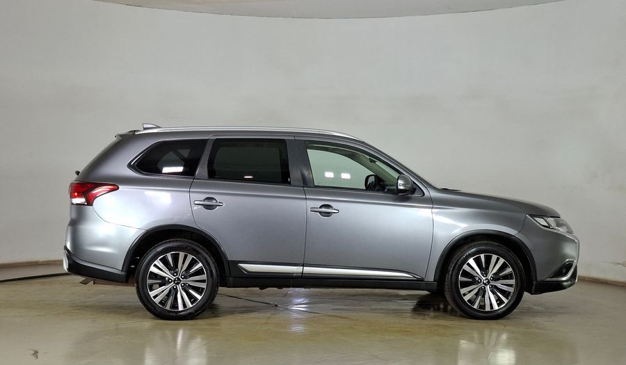 Mitsubishi Outlander 2.4 GLX CVT 4WD Suv 2019