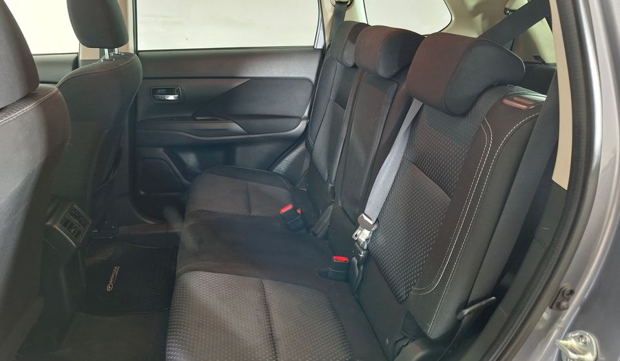 Mitsubishi Outlander 2.4 GLX CVT 4WD Suv 2019