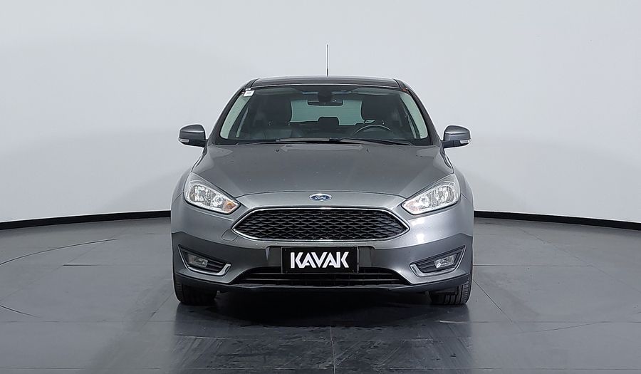 Ford Focus 2.0 SE AT Hatchback 2016