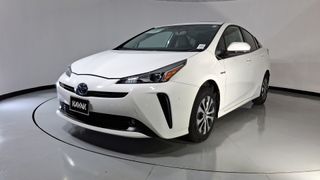 Toyota • Prius