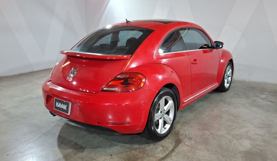 Volkswagen Beetle 2.5 SPORT MT Hatchback 2015