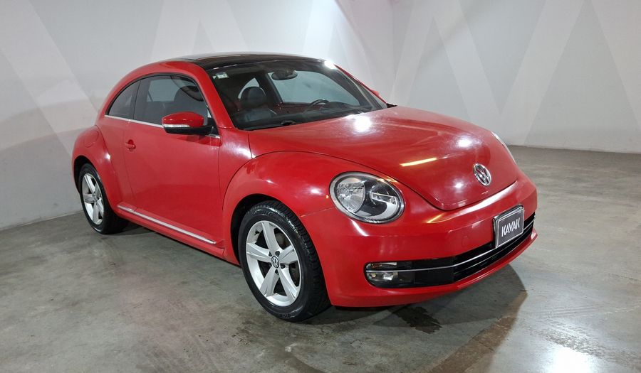 Volkswagen Beetle 2.5 SPORT MT Hatchback 2015