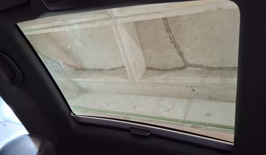 Volkswagen Beetle 2.5 SPORT MT Hatchback 2015