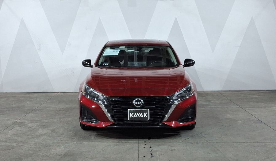 Nissan Altima 2.5 ADVANCE CVT Sedan 2024