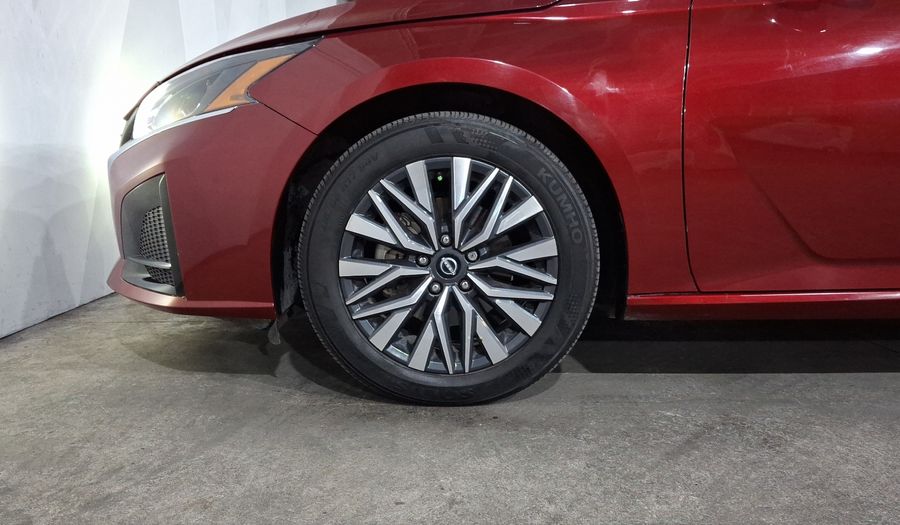 Nissan Altima 2.5 ADVANCE CVT Sedan 2024
