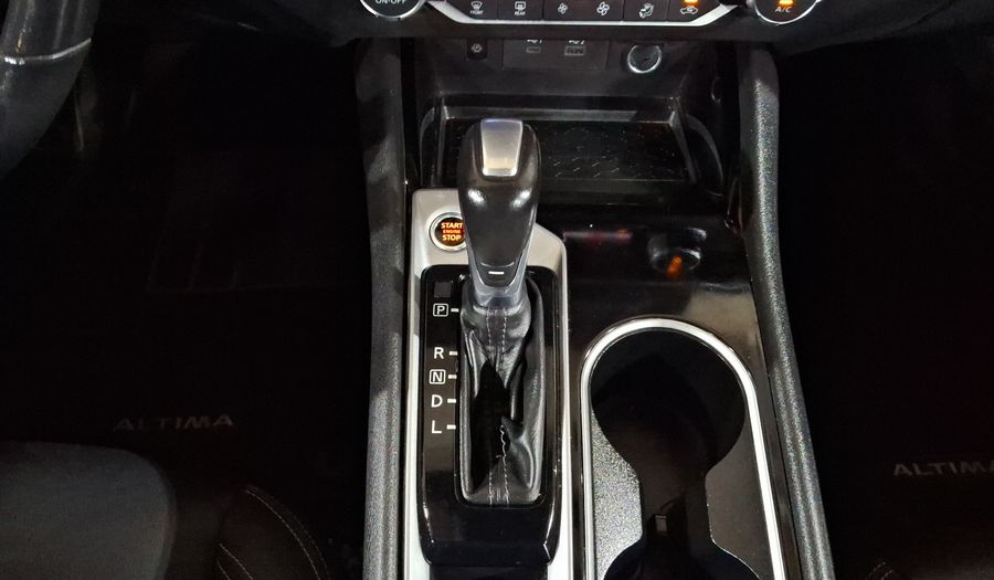 Nissan Altima 2.5 ADVANCE CVT Sedan 2024