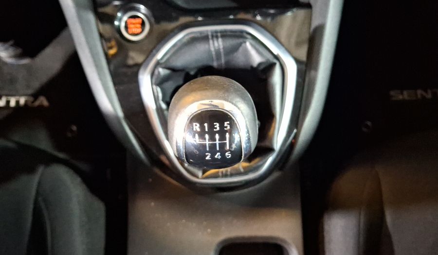 Nissan Sentra 2.0 SENSE Sedan 2021