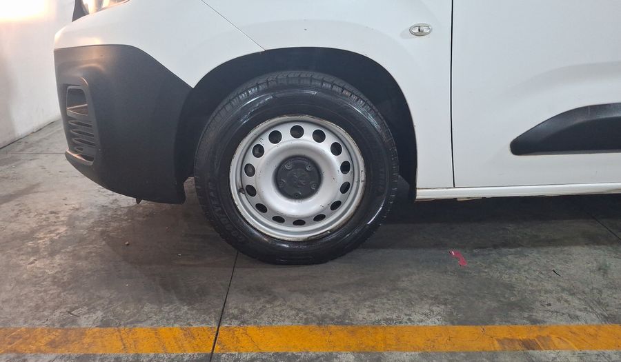 Peugeot Partner 1.6 HDI MAXI 5 PTAS Van 2021