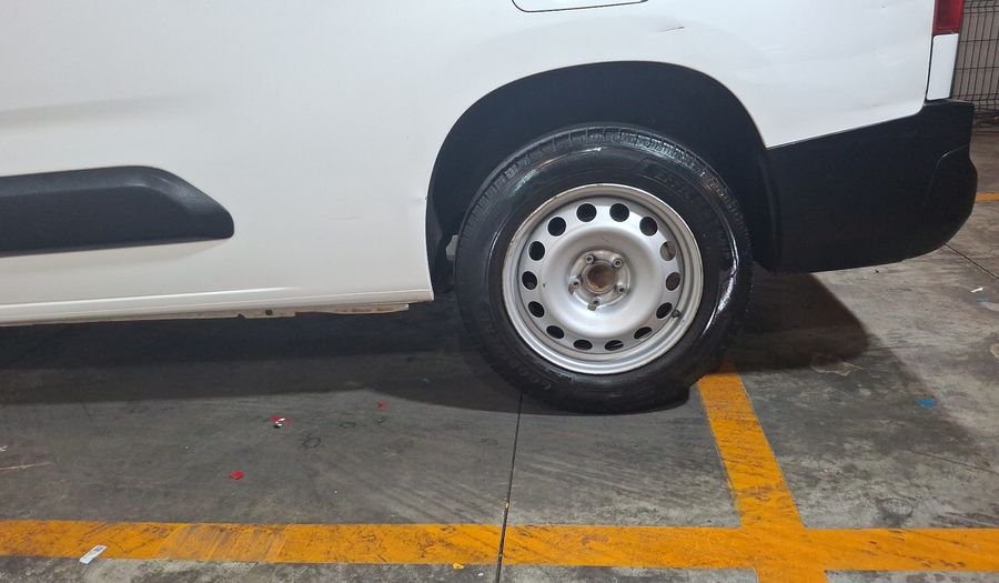 Peugeot Partner 1.6 HDI MAXI 5 PTAS Van 2021