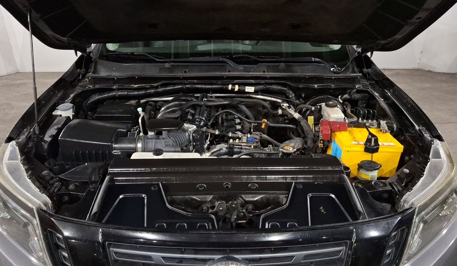 Nissan Np300 2.5 LE MIDNIGHT EDITION TM AC Pickup 2019
