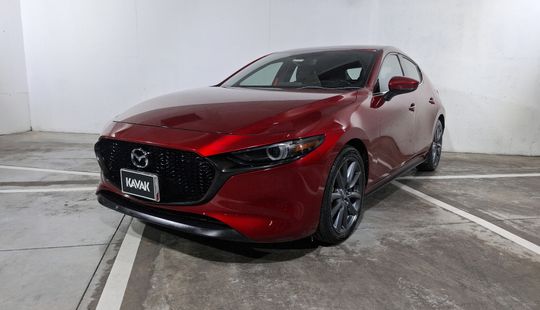 Mazda • Mazda 3