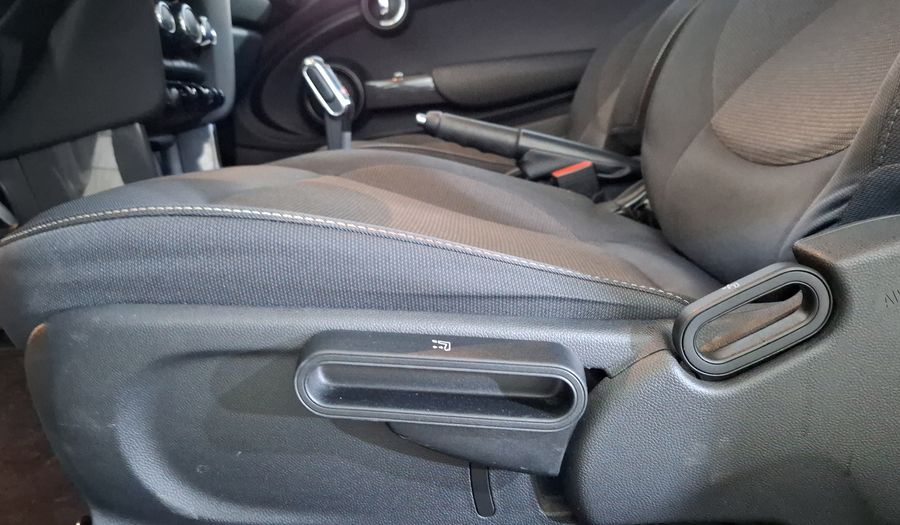 Mini Cooper 1.5 COOPER SALT DCT Hatchback 2021