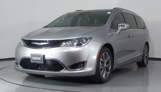 Chrysler • Pacifica