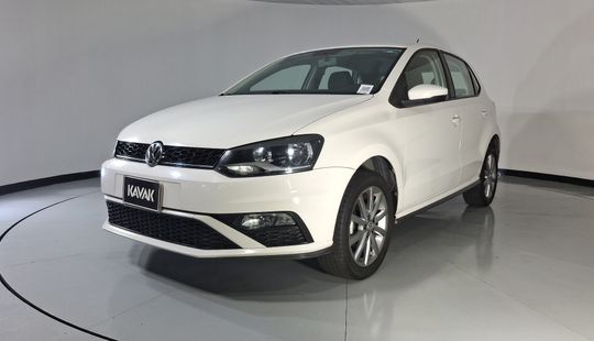 Volkswagen • Polo