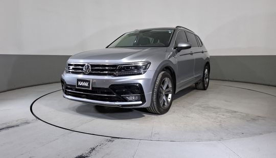 Volkswagen • Tiguan