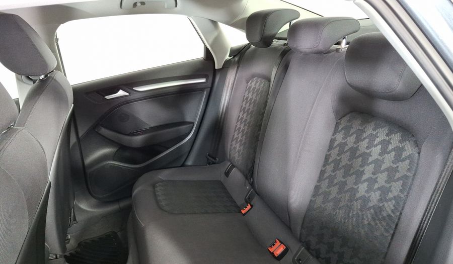 Audi A3 1.4 TFSI AMBIENTE S TRONIC Sedan 2016