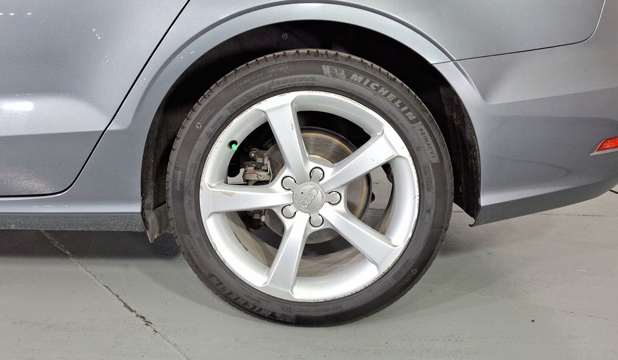 Audi A3 1.4 TFSI AMBIENTE S TRONIC Sedan 2016