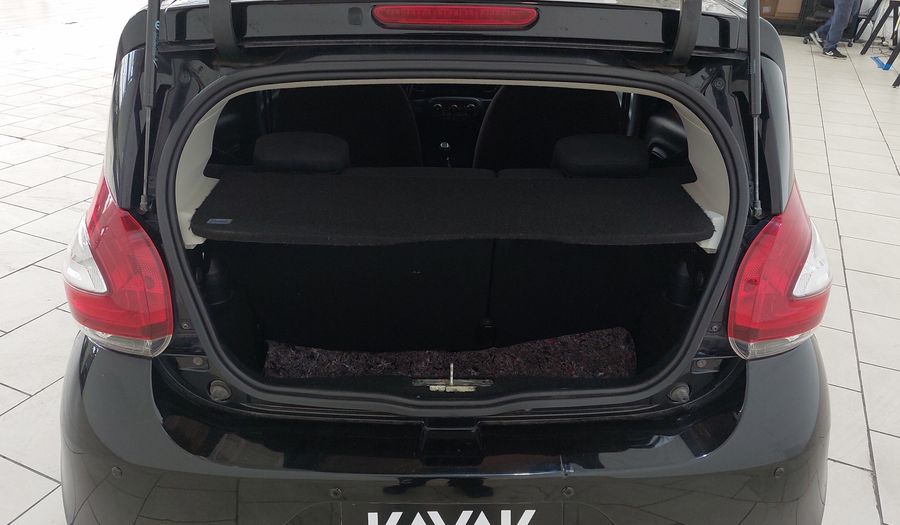 Fiat Mobi 1.0 EVO EASY ON Hatchback 2017