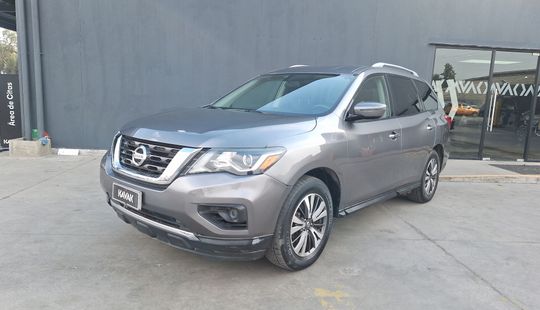 Nissan • Pathfinder