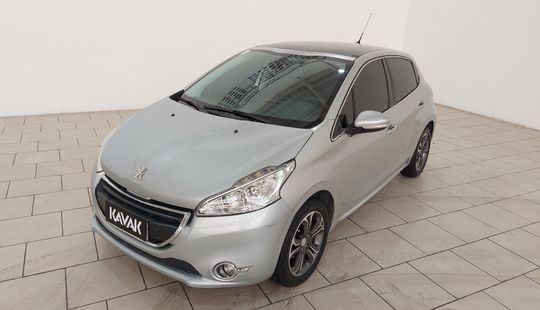 Peugeot • 208