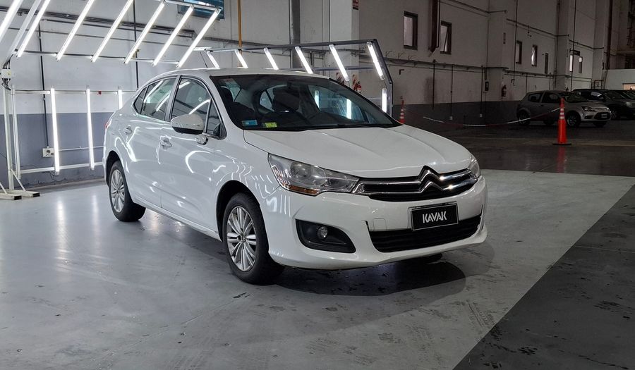 Citroen C4 Lounge 2.0I 16V ORIGINE Sedan 2016