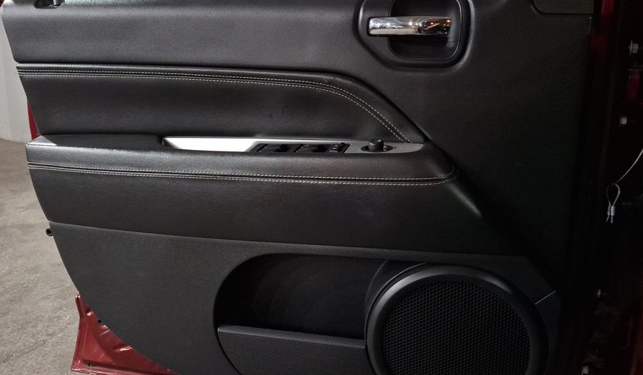 Jeep Compass 2.4 LIMITED AT Suv 2015