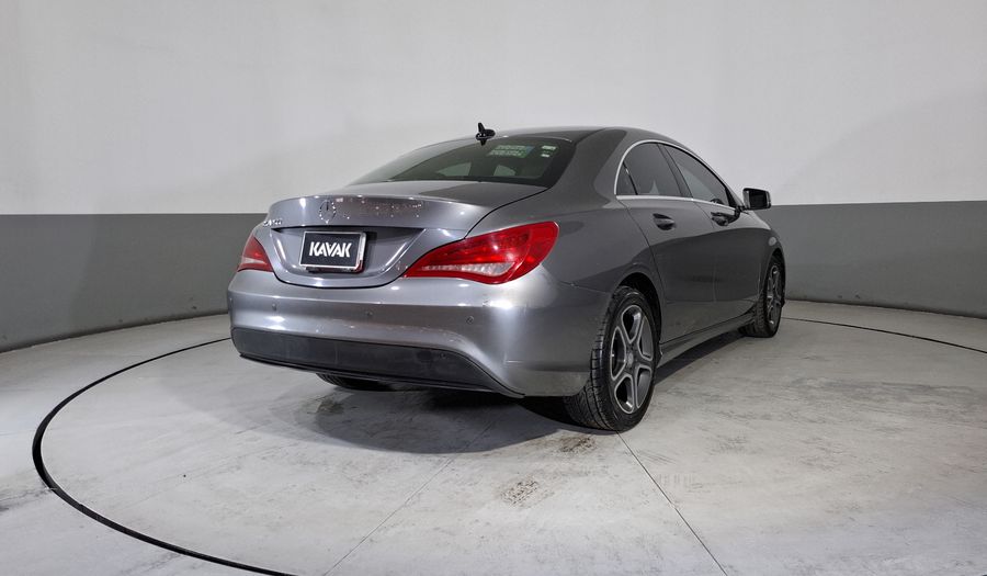Mercedes Benz Clase Cla 1.6 CLA 200 CGI SPORT AT Coupe 2014