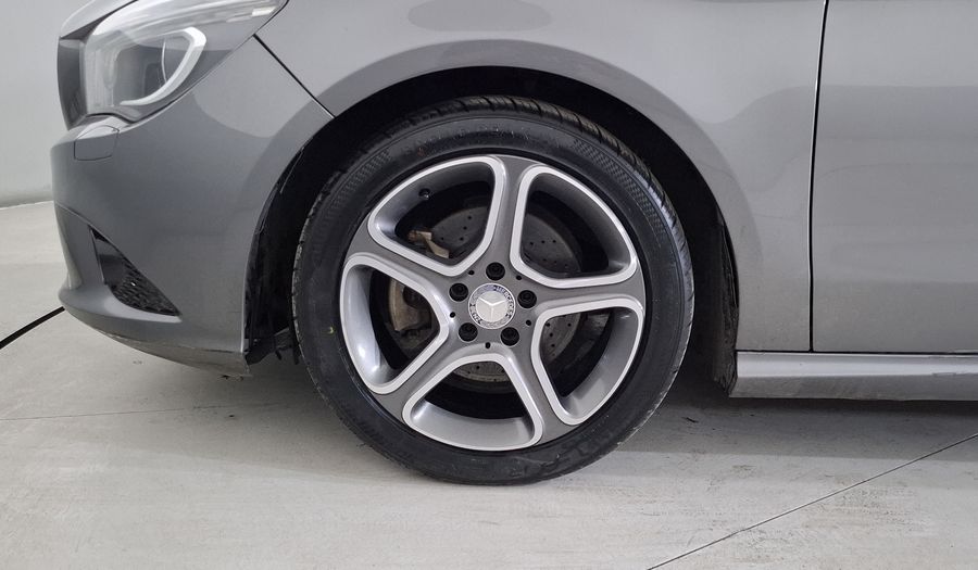Mercedes Benz Clase Cla 1.6 CLA 200 CGI SPORT AT Coupe 2014