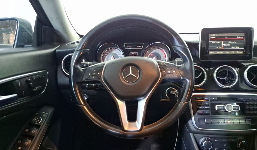 Mercedes Benz Clase Cla 1.6 CLA 200 CGI SPORT AT Coupe 2014