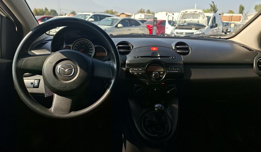Mazda 2 1.5 V Hatchback 2014