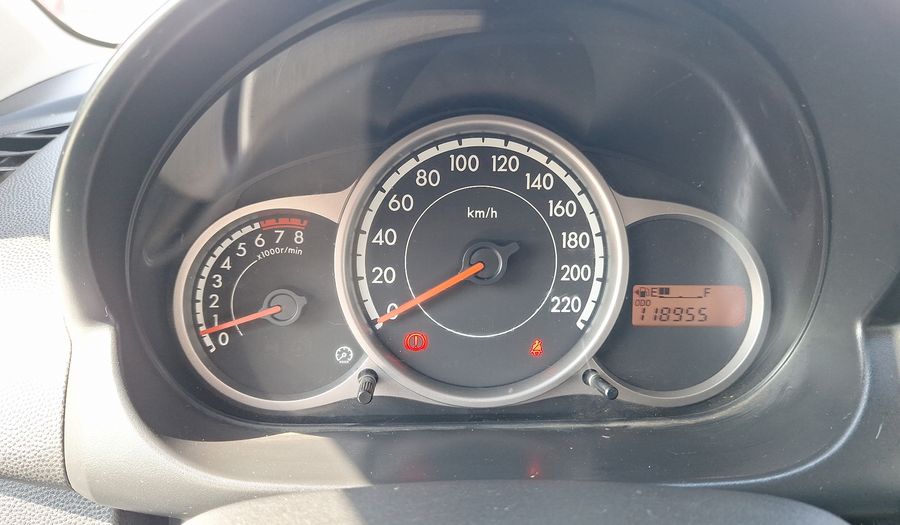 Mazda 2 1.5 V Hatchback 2014