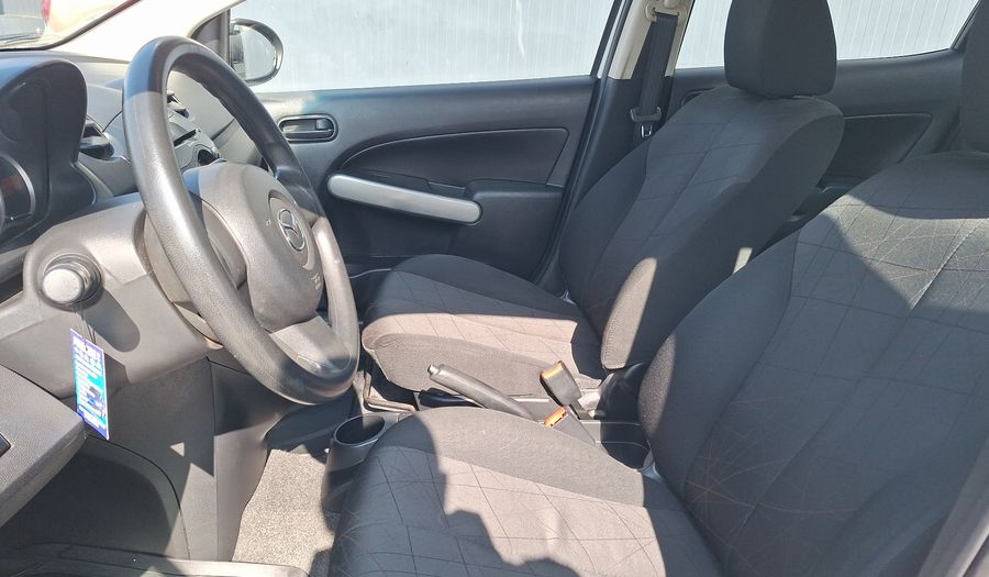 Mazda 2 1.5 V Hatchback 2014