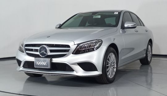 Mercedes Benz • Clase C