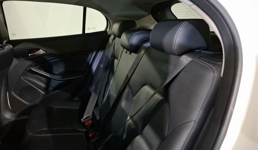 Mercedes Benz Clase Gla 1.6 GLA 200 CGI SPORT Suv 2017