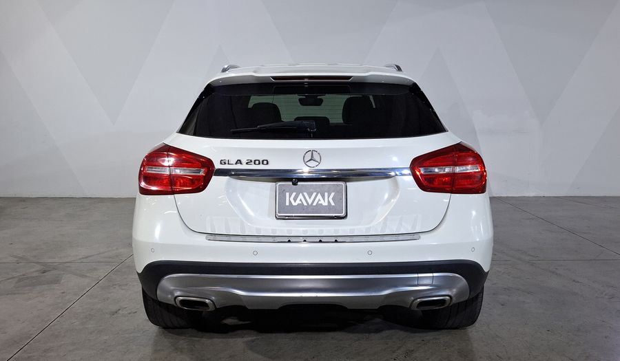 Mercedes Benz Clase Gla 1.6 GLA 200 CGI SPORT Suv 2017