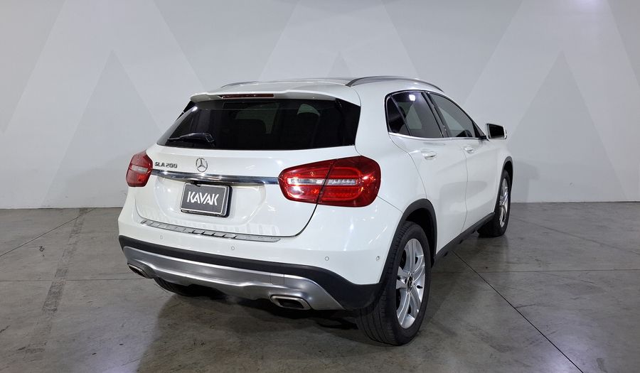Mercedes Benz Clase Gla 1.6 GLA 200 CGI SPORT Suv 2017