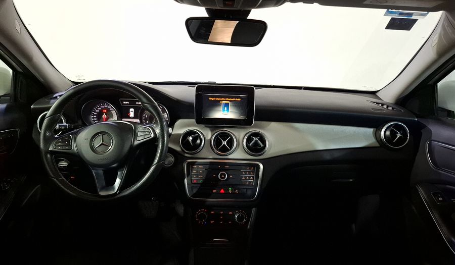 Mercedes Benz Clase Gla 1.6 GLA 200 CGI SPORT Suv 2017