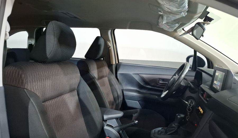 Toyota Avanza 1.5 XLE CVT Minivan 2022