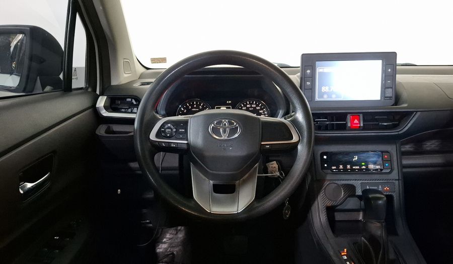 Toyota Avanza 1.5 XLE CVT Minivan 2022