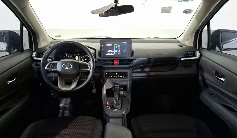 Toyota Avanza 1.5 XLE CVT Minivan 2022
