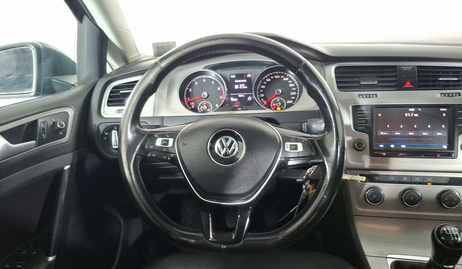 Volkswagen Golf 1.4 COMFORTLINE MT Hatchback 2017